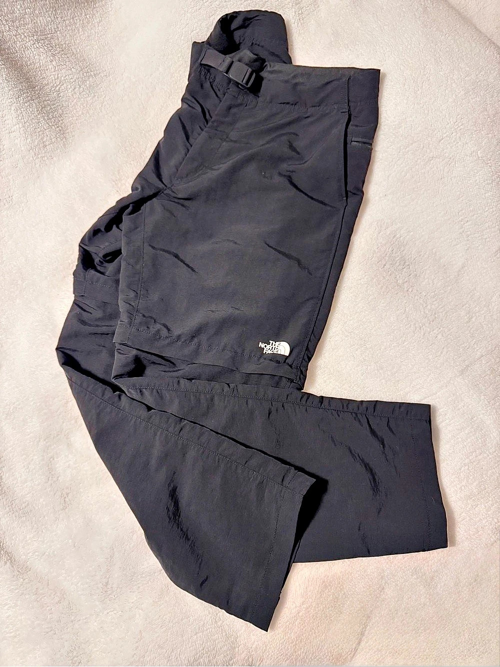 The North Face Men's zip leg pants to shorts Cargo Pants Black size 36 30